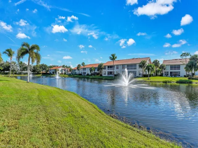 15140  Royal Windsor  LN, Fort Myers, FL 33919