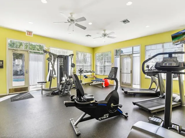 15140  Royal Windsor  LN, Fort Myers, FL 33919