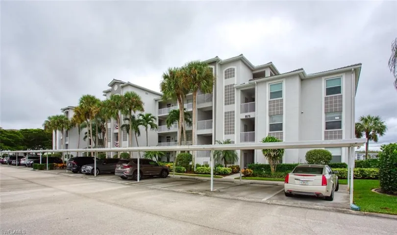 8076 Queen Palm Ln 416, Fort Myers, Florida 33966