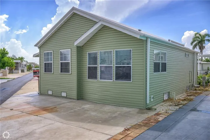 11089 Sunglow Ln, Fort Myers, Florida 33908