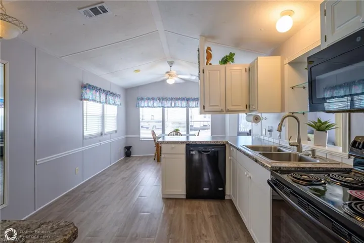 11089 Sunglow Ln, Fort Myers, Florida 33908