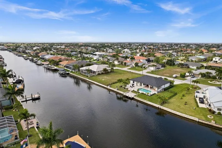 Extra wide canal