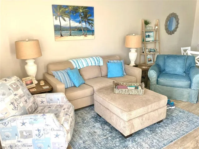 6750 Huntington Lakes Cir 103, Naples, Florida 34119