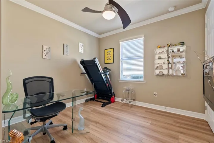 Guest bedroom