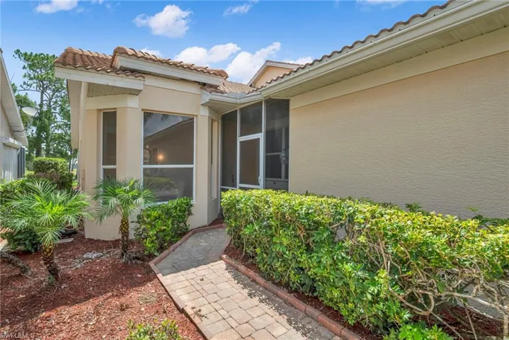 2219 Carnaby Ct, Lehigh Acres, Florida 33973