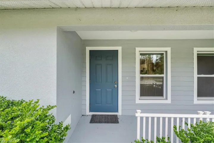 Front porch entrance