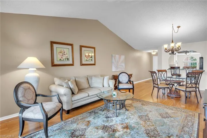 505 Mardel Dr 109, Naples, Florida 34104