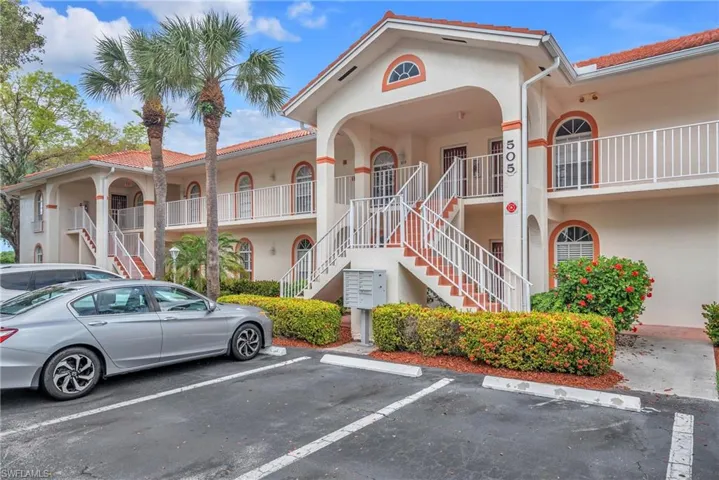 505 Mardel Dr 109, Naples, Florida 34104