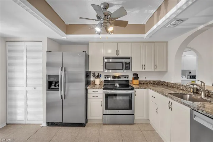 505 Mardel Dr 109, Naples, Florida 34104