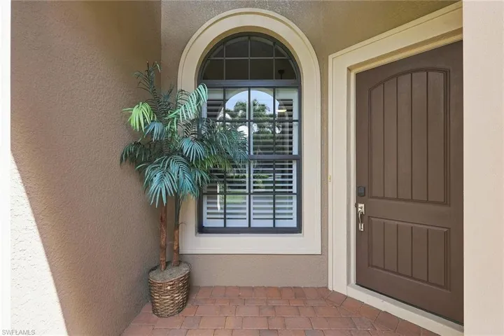 7598 Moorgate Point Way, Naples, Florida 34113