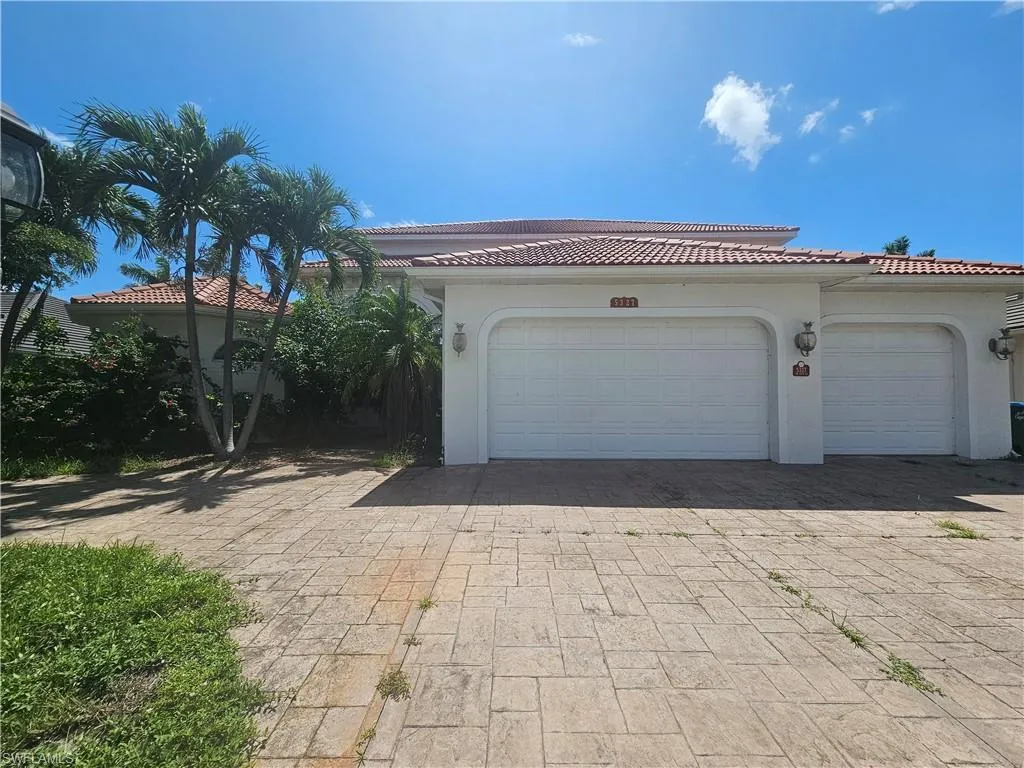 5327 28th PL, Cape Coral, FL 33914,2025000360