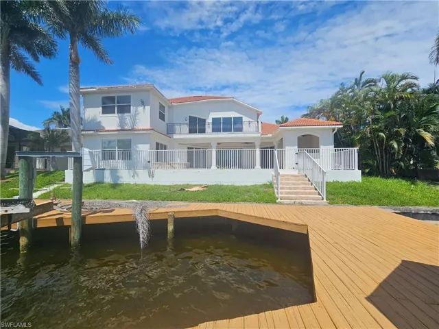 5327 28th PL, Cape Coral, FL 33914,2025000360