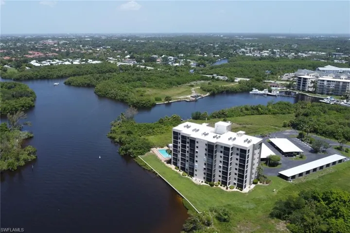 4510 Key Dr 406, North Fort Myers, Florida 33903