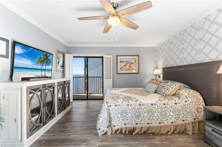 1910  Virginia  AVE, Fort Myers, FL 33901