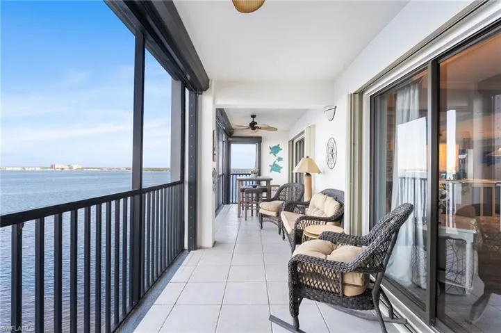 Front Lanai