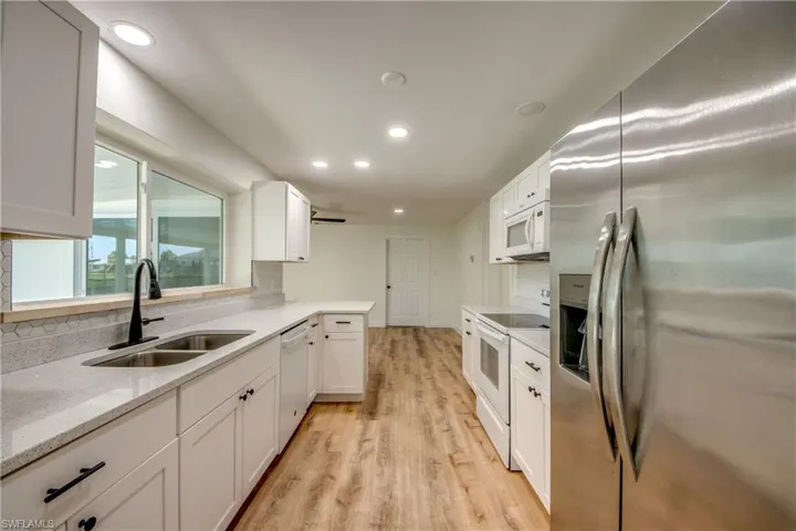 3009 Se 10th Ave, Cape Coral, Florida 33904
