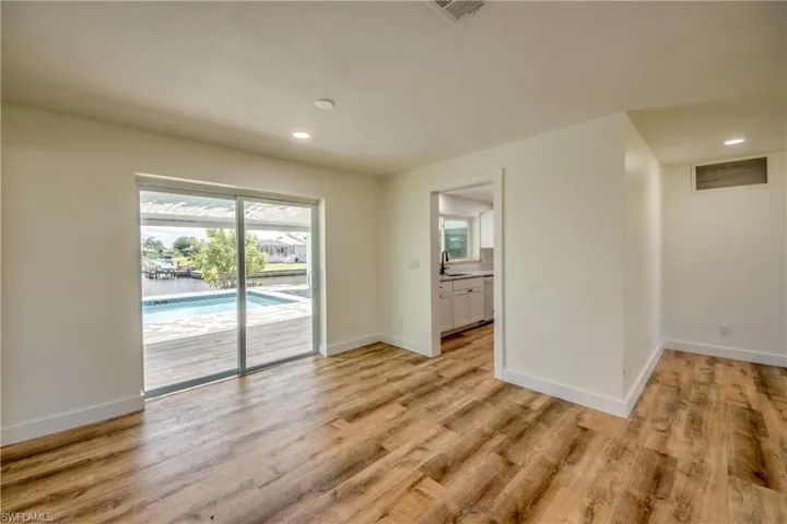 3009 Se 10th Ave, Cape Coral, Florida 33904