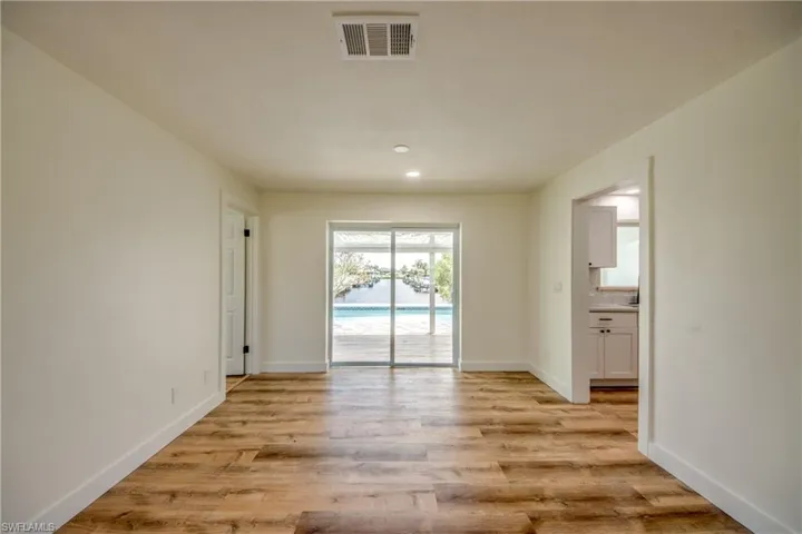 3009 Se 10th Ave, Cape Coral, Florida 33904
