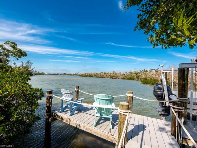 5690 Pine Tree DR, SANIBEL FL 33957