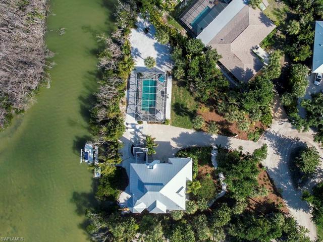 5690 Pine Tree DR, SANIBEL FL 33957
