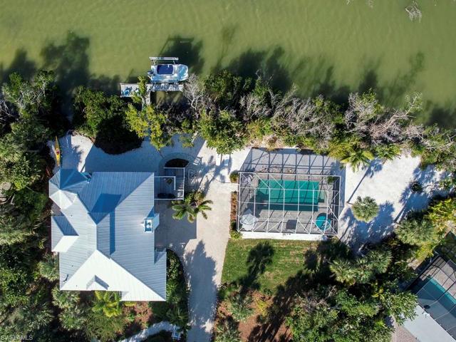 5690 Pine Tree DR, SANIBEL FL 33957