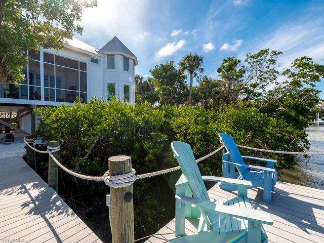 5690 Pine Tree DR, SANIBEL FL 33957