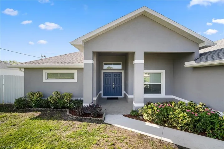 684  Manhattan E ST, Lehigh Acres, FL 33974