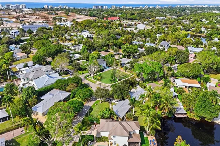 1165 8th Ter N, Naples, Florida 34102