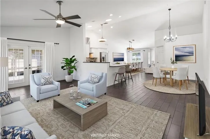 3586  Kent  DR, Naples, FL 34112