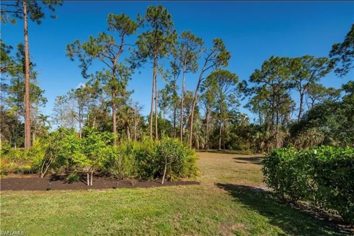 3586  Kent  DR, Naples, FL 34112