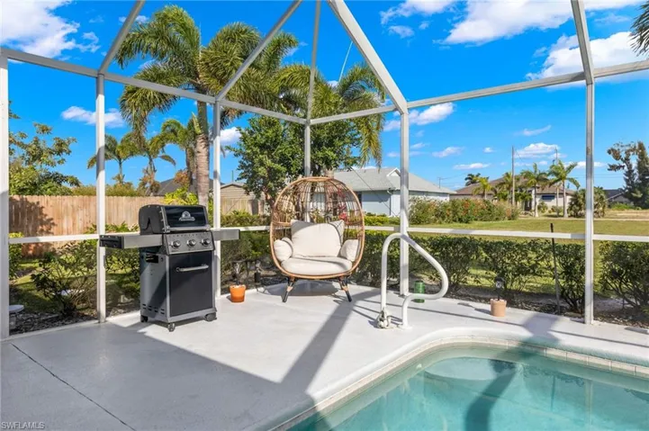 2007 SW 30th ST, CAPE CORAL FL 33914