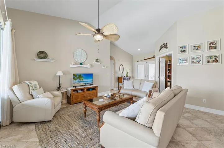 2007 SW 30th ST, CAPE CORAL FL 33914