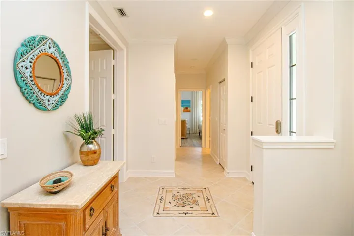 1912 Tarpon Bay Dr N, Naples, Florida 34119