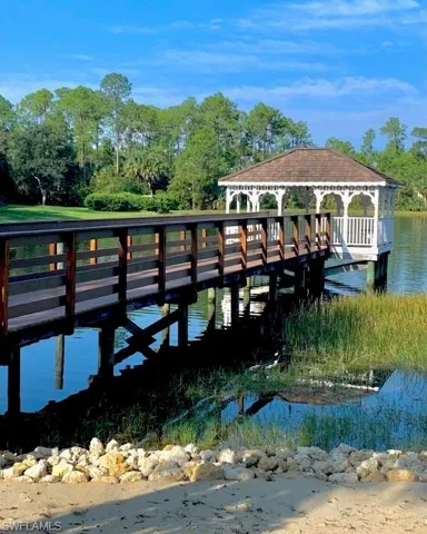 1912 Tarpon Bay Dr N, Naples, Florida 34119