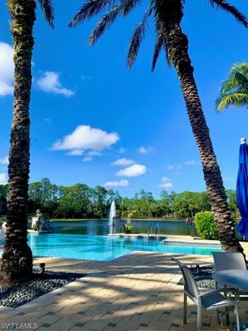 1912 Tarpon Bay Dr N, Naples, Florida 34119