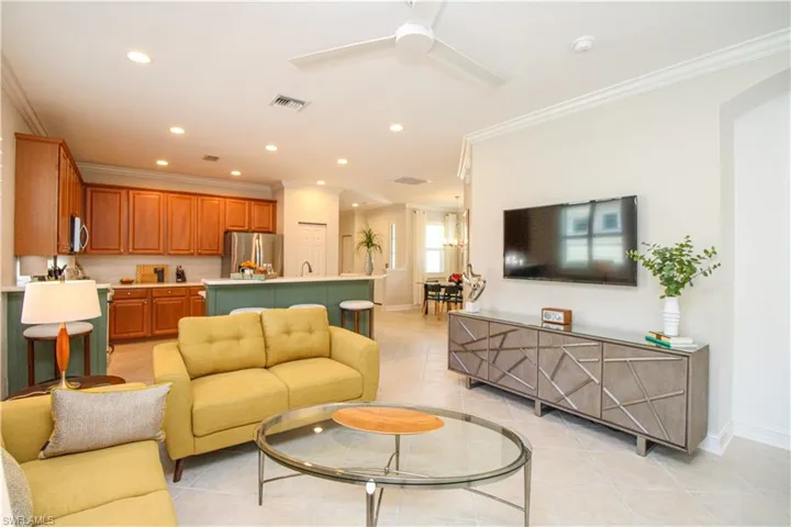 1912 Tarpon Bay Dr N, Naples, Florida 34119