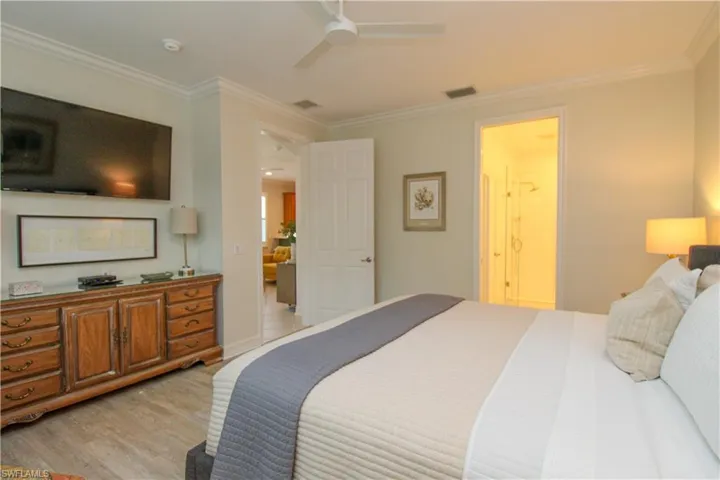 1912 Tarpon Bay Dr N, Naples, Florida 34119