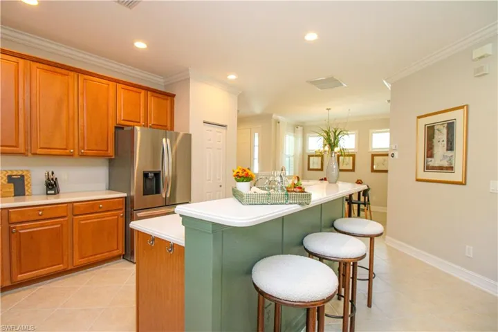 1912 Tarpon Bay Dr N, Naples, Florida 34119