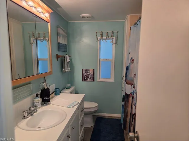 575 Winning Way, North Fort Myers, Florida 33917