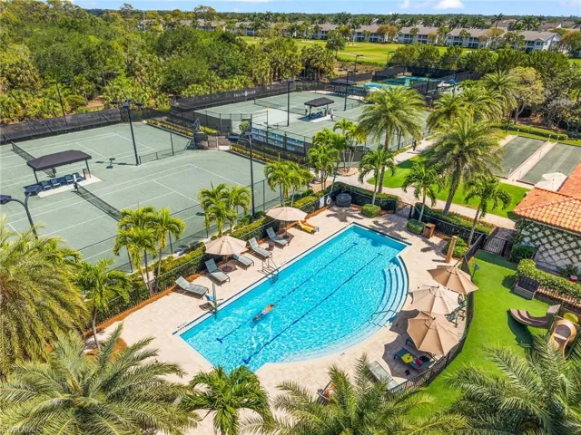 Pool Nearby Condo