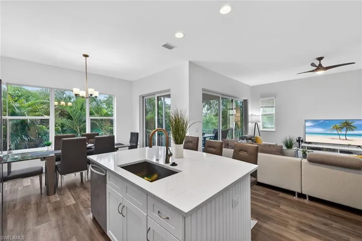 7753 Victoria Cove Ct, Fort Myers, Florida 33908