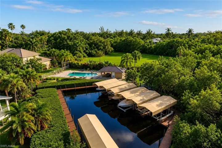 7753 Victoria Cove Ct, Fort Myers, Florida 33908