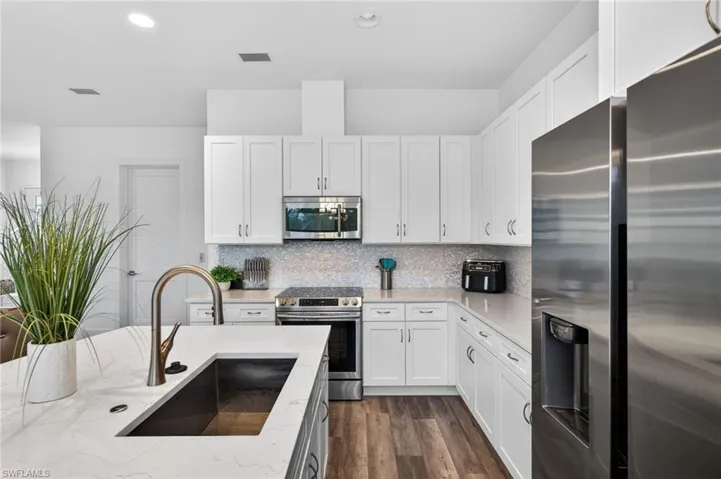 7753 Victoria Cove Ct, Fort Myers, Florida 33908