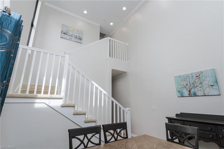 Lovely staircase up to the bedrooms