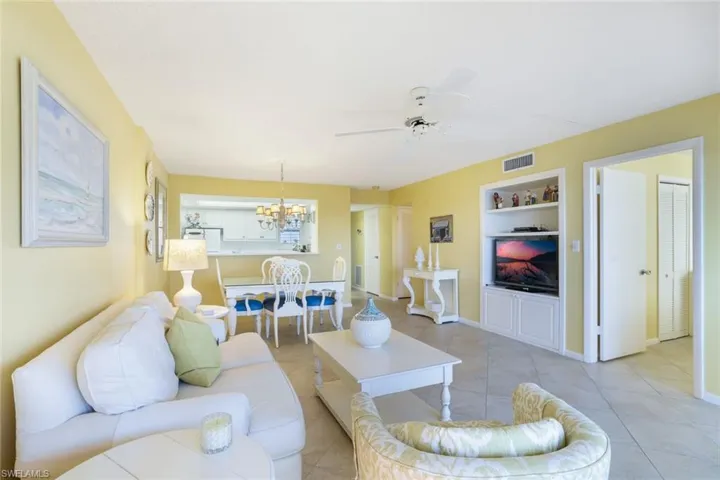300 Park Shore Dr # 5c, Naples Fl 34103