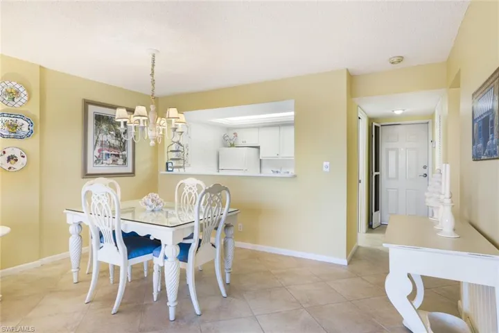 300 Park Shore Dr # 5c, Naples Fl 34103