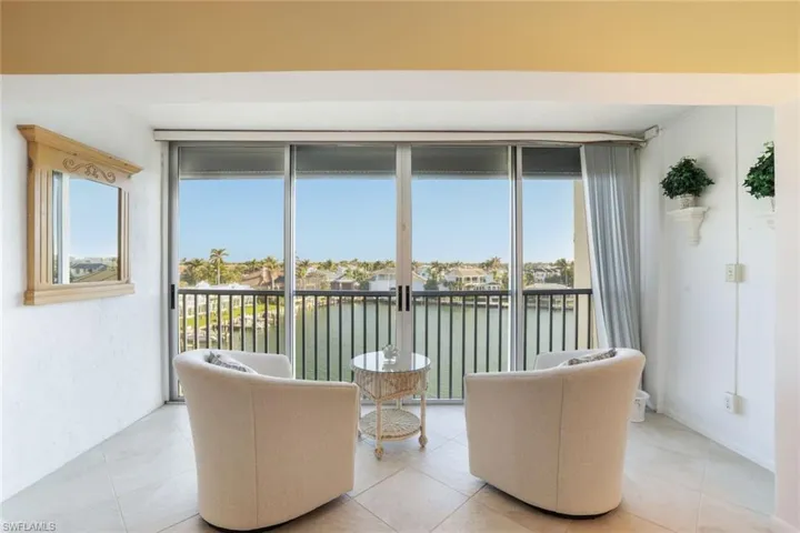 300 Park Shore Dr # 5c, Naples Fl 34103