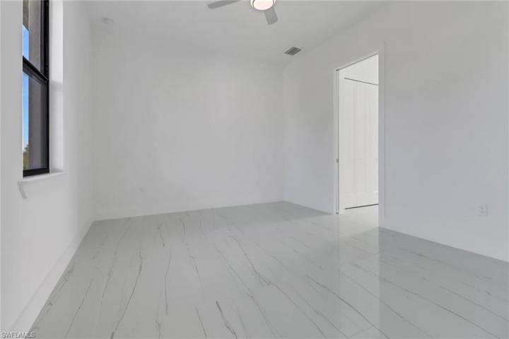 2806  Anita N AVE, Lehigh Acres, FL 33971