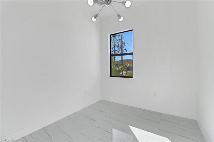 2806  Anita N AVE, Lehigh Acres, FL 33971
