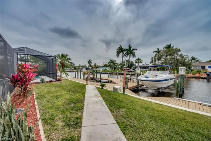 5359 Majestic Ct, Cape Coral, Florida 33904